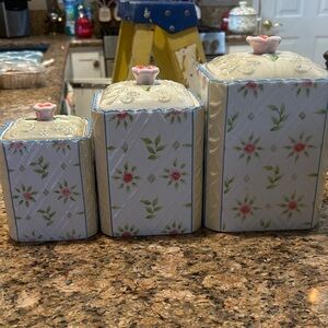 Better Homes And Gardens Floral Canister Set - “Country Inn”